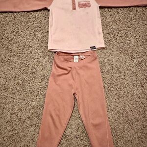 Patagonia girls 3T capilene base layers top & bottoms